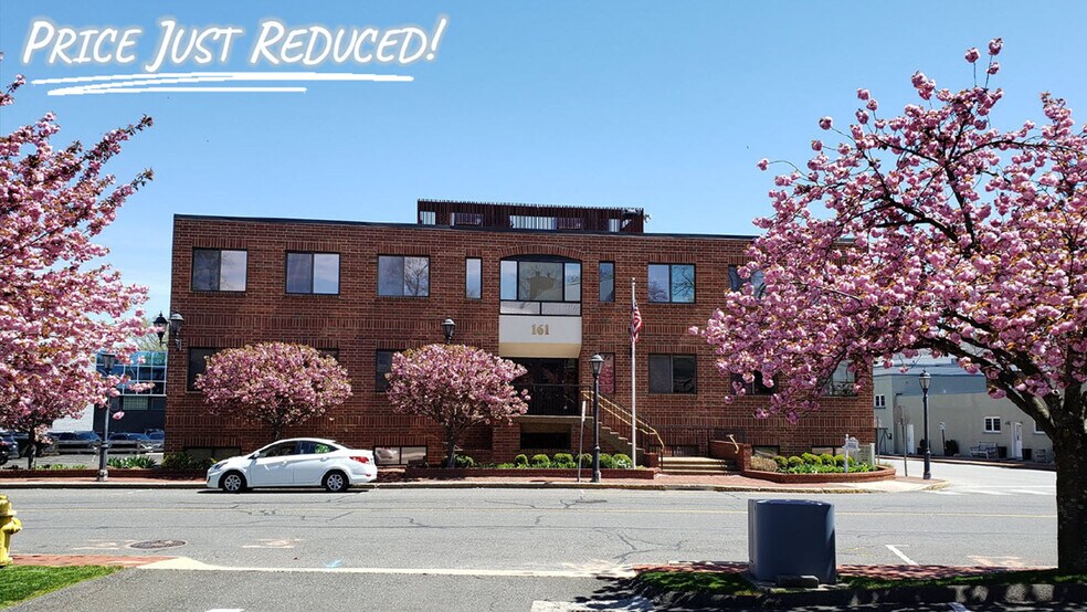 More Photos Of 161 Cherry St, New Canaan Office For Lease