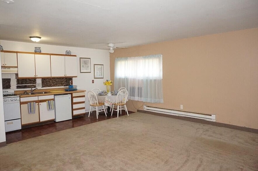 More Photos Of 1639 Douglas Ave, Racine Apartments For Sale