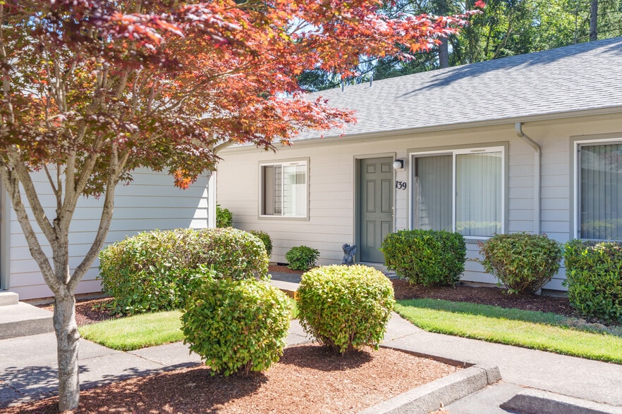 More Photos Of 133-143 Friendship Ave SE, Salem Apartments For Sale
