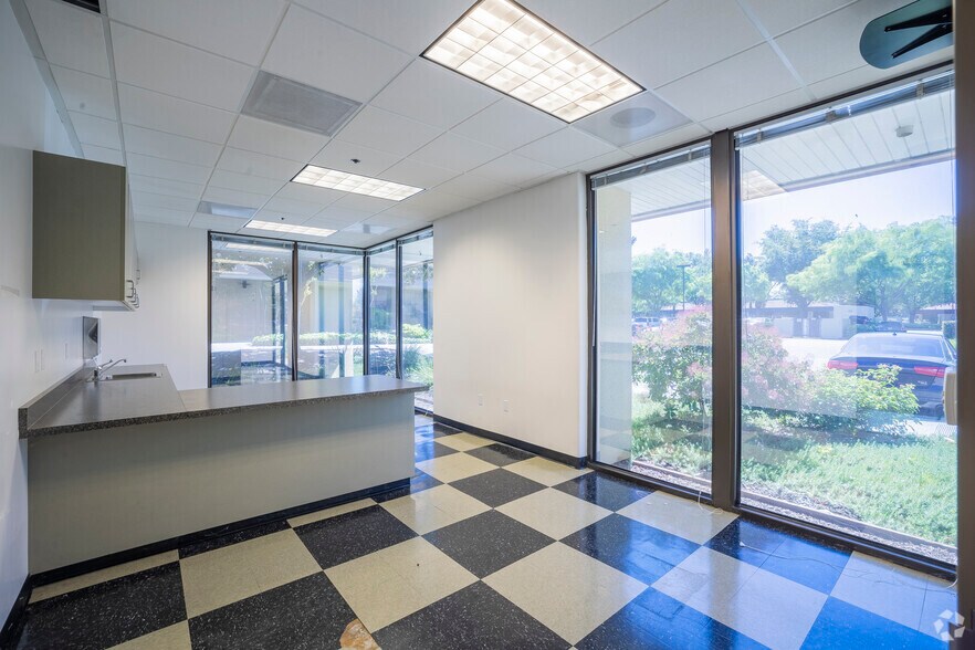 More Photos Of 355 N Wiget Ln, Walnut Creek Office For Sale