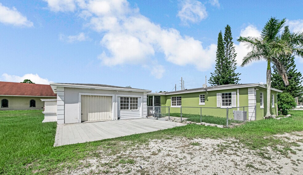 More Photos Of 3565 S Jog Rd, Greenacres Office For Sale