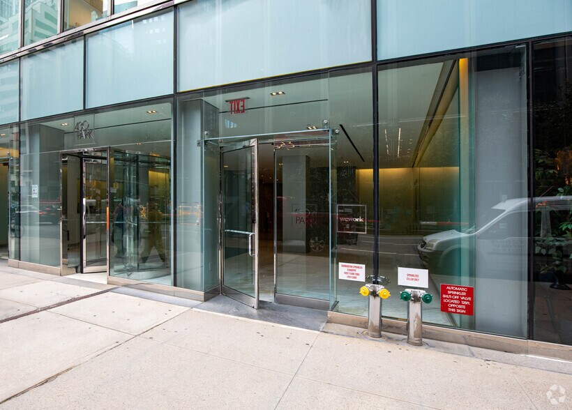 More Photos Of 430 Park Ave, New York Office For Lease