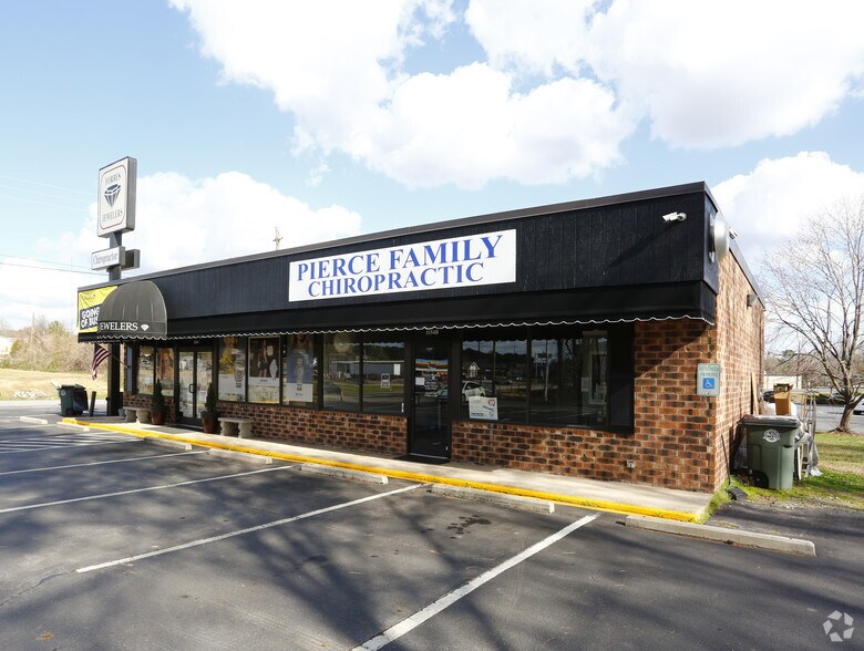 More Photos Of 1154 E Caswell St, Wadesboro Storefront Retail Office For Lease