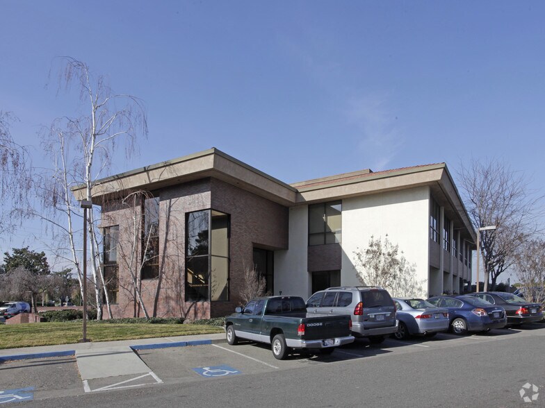 More Photos Of 360 Kiely Blvd, San Jose Medical For Lease