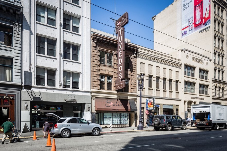 More Photos Of 227-231 Kearny St, San Francisco Storefront Retail Office For Lease