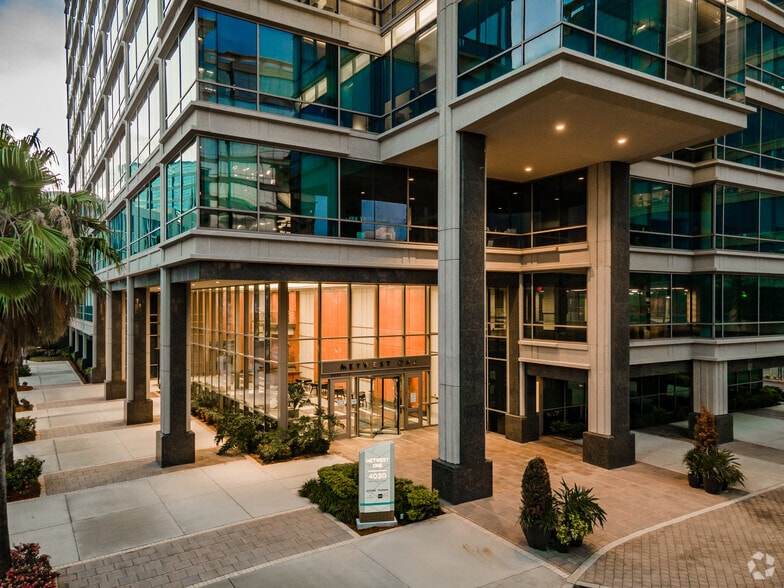 More Photos Of 4030 W Boy Scout Blvd, Tampa Office For Lease