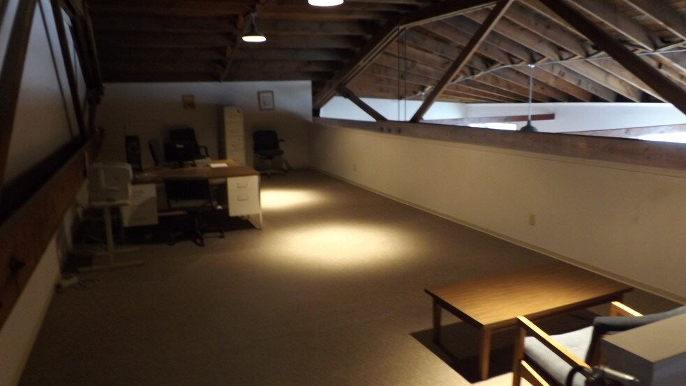 More Photos Of 708 E Penn St, Moses Lake Flex For Sale