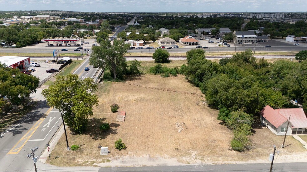 More Photos Of 101 E South St, Leander Land For Sale