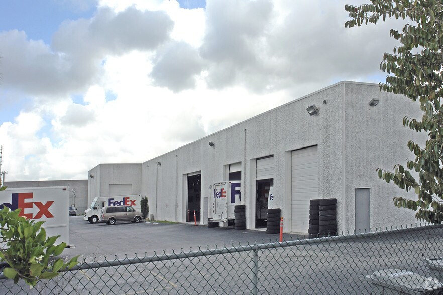 More Photos Of 14101 SW 119th Ave, Miami Warehouse For Lease