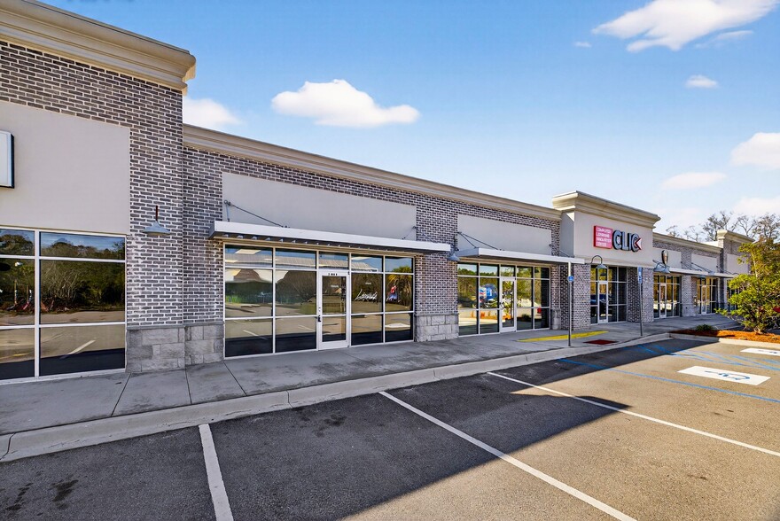 More Photos Of 2 Magnolia Blvd, Port Wentworth Freestanding For Lease