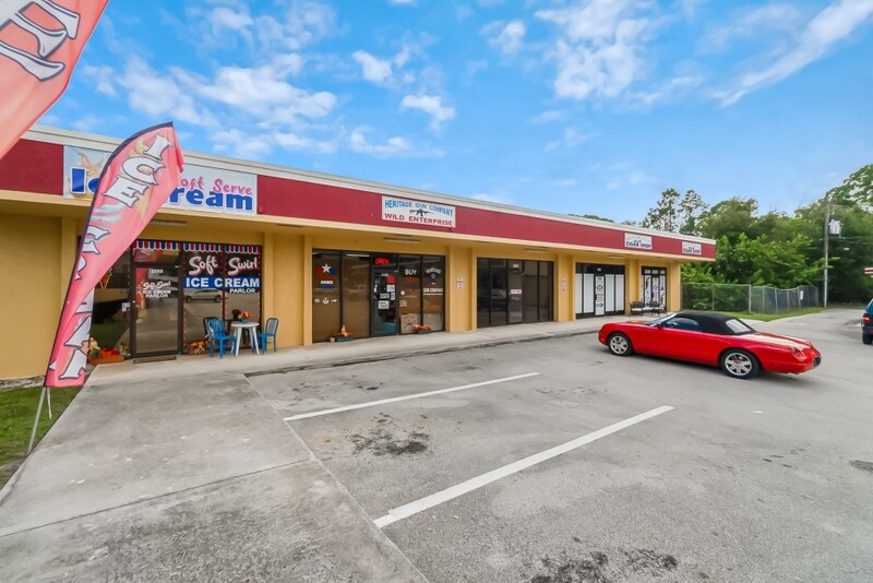 More Photos Of 5180-5186 Turnpike Feeder Rd, Fort Pierce General Retail For Sale