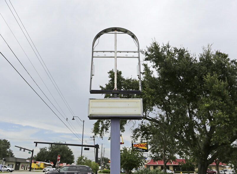 More Photos Of 939 S 6th Ave S, Wauchula General Retail For Sale