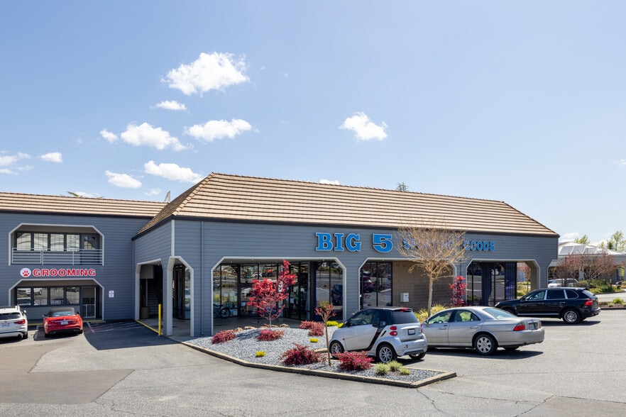 More Photos Of 2560-2576 Grass Valley Hwy, Auburn Storefront For Sale