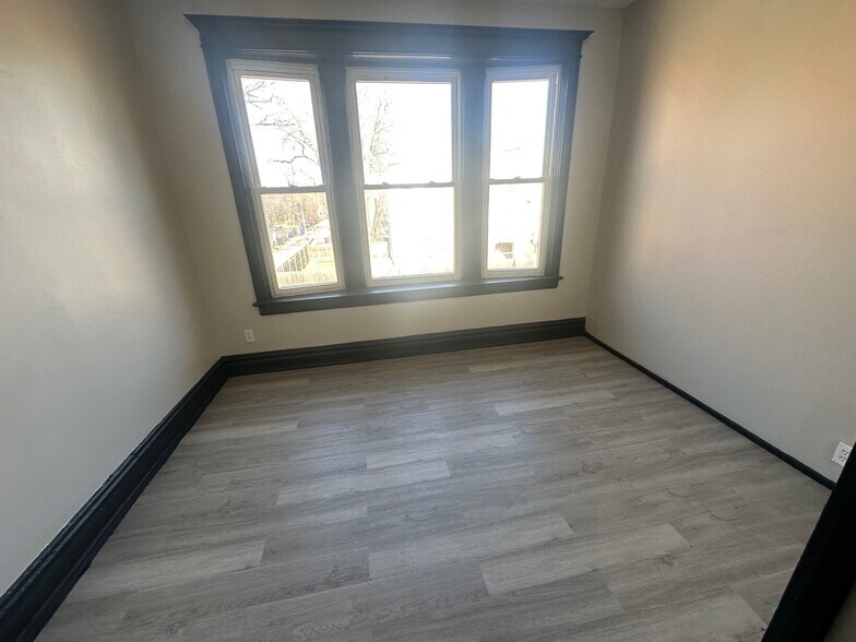 More Photos Of 6100 S Green St, Chicago Apartments For Sale