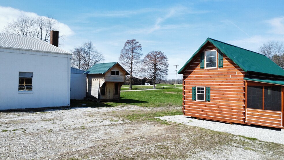 More Photos Of 677 S Cardinal Ln, Scottsburg Industrial For Sale