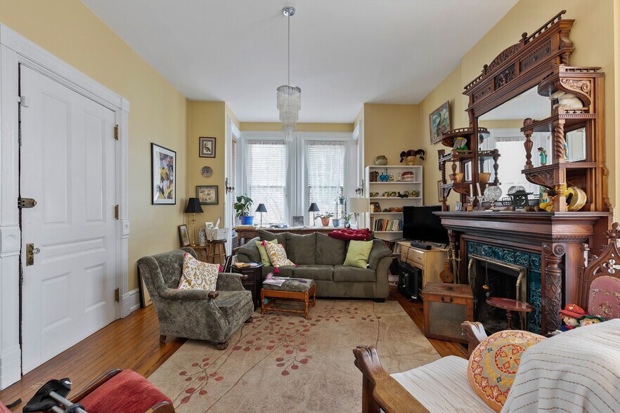 More Photos Of 2200 E Grace St, Richmond Apartments For Sale