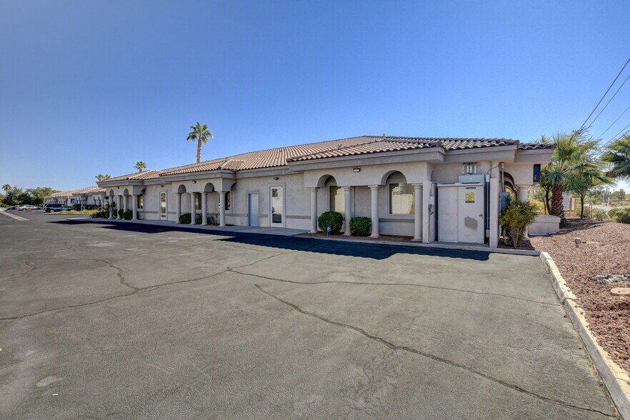 More Photos Of 5820 S Pecos Rd, Las Vegas Office For Lease