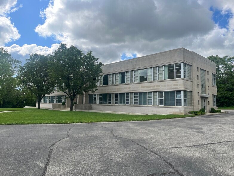 More Photos Of 2222 8th St, Bedford Office Residential For Sale