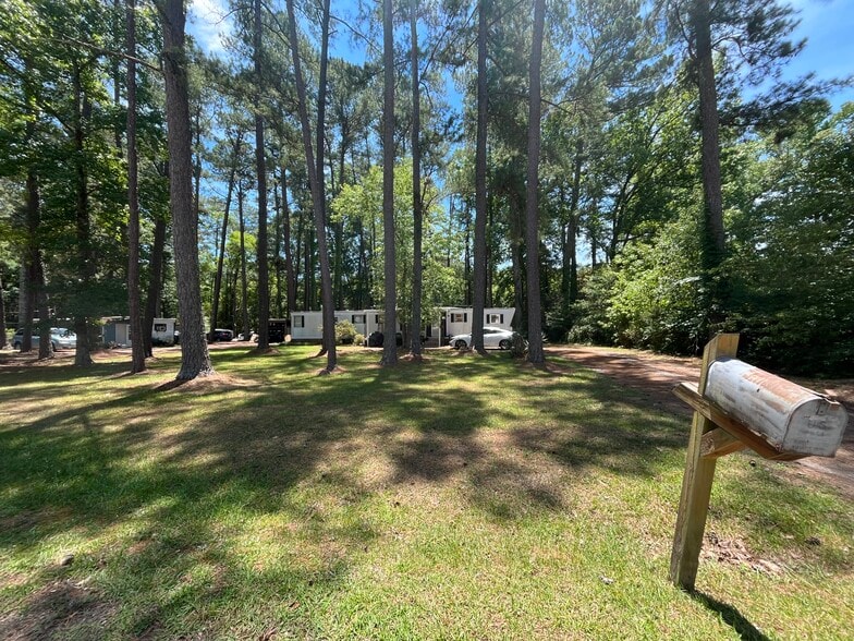More Photos Of 1425 Farlow Rd, Raleigh Manufactured Housing Mobile Home Park For Sale