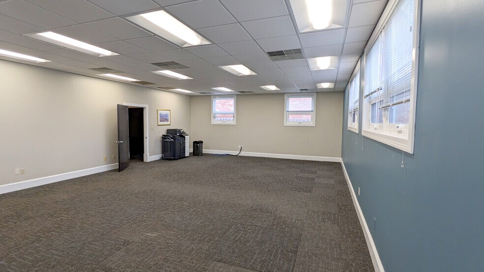 More Photos Of 430 Dick Rd, Depew Office For Sale