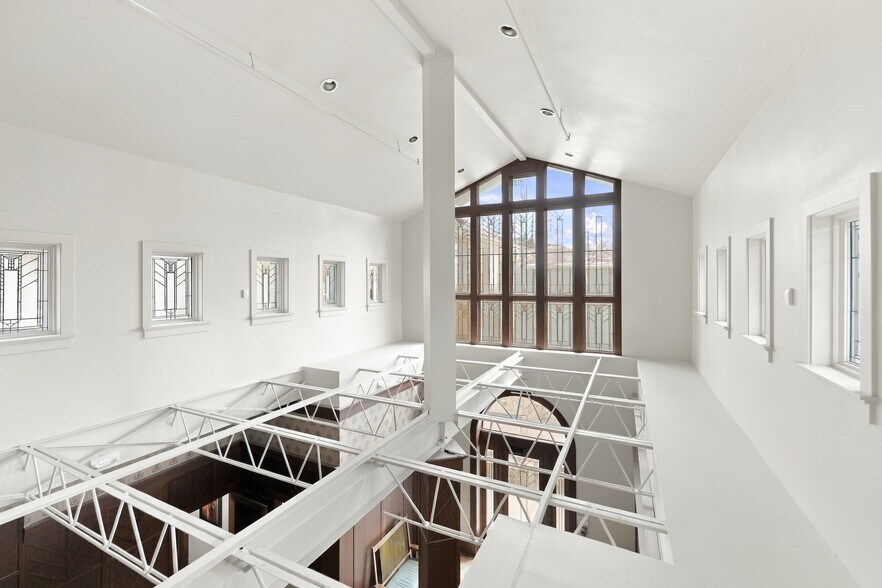 More Photos Of 1354 N Laura St, Jacksonville Office For Sale