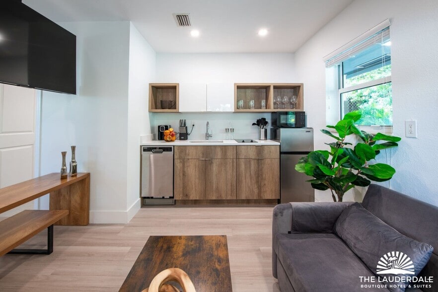 More Photos Of 505 SE 16th St, Fort Lauderdale Hotel For Sale