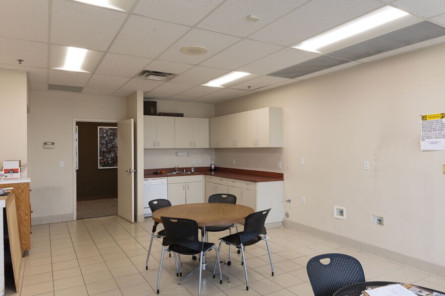 More Photos Of 6240 W 54th Ave, Arvada Research And Development For Lease