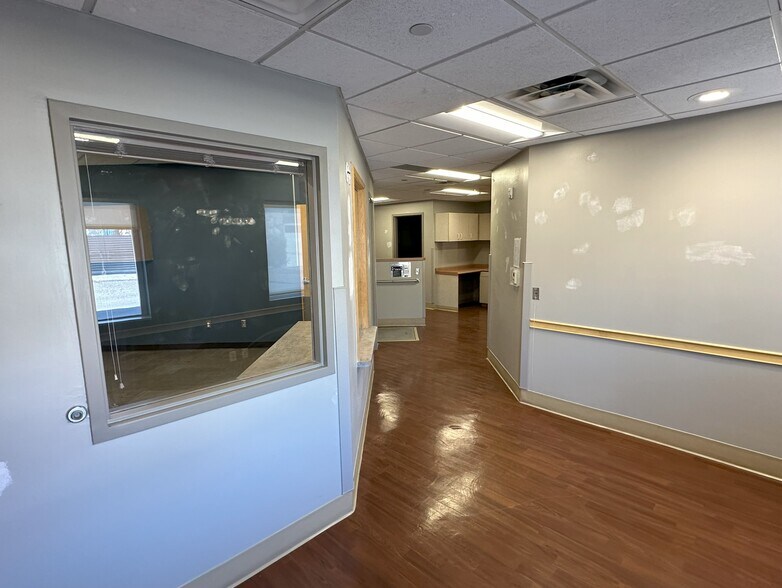 More Photos Of 600 Newman St, El Paso Medical For Lease