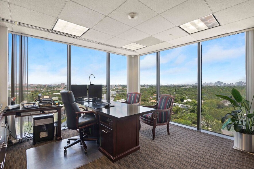 More Photos Of 2665 S Bayshore Dr, Coconut Grove Office For Lease