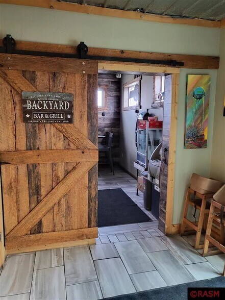 More Photos Of 204 1st Ave, Pemberton Restaurant For Sale