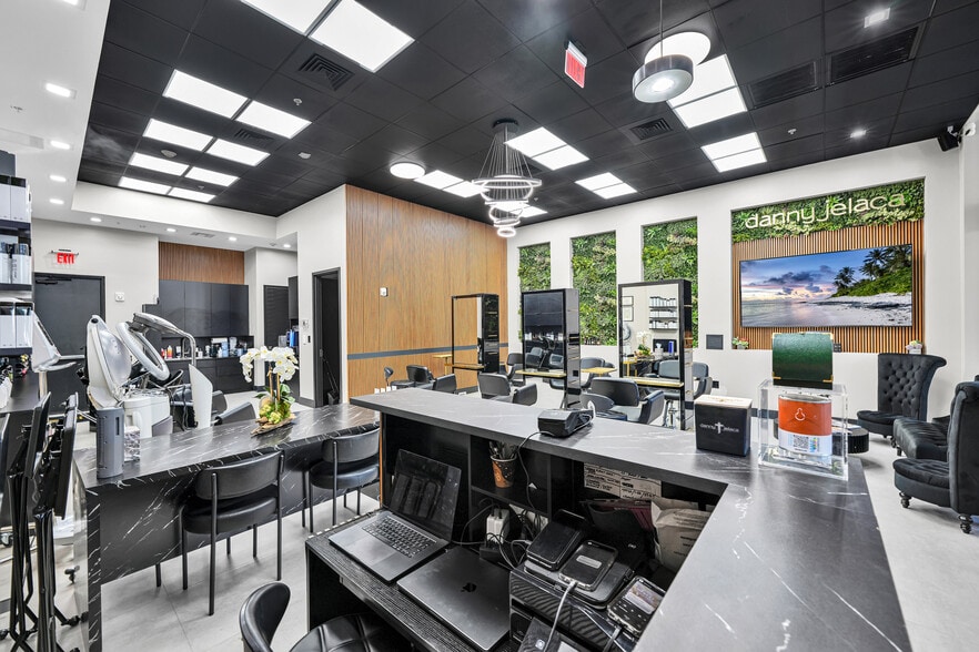 More Photos Of 301 Altara Ave, Coral Gables Apartments For Sale