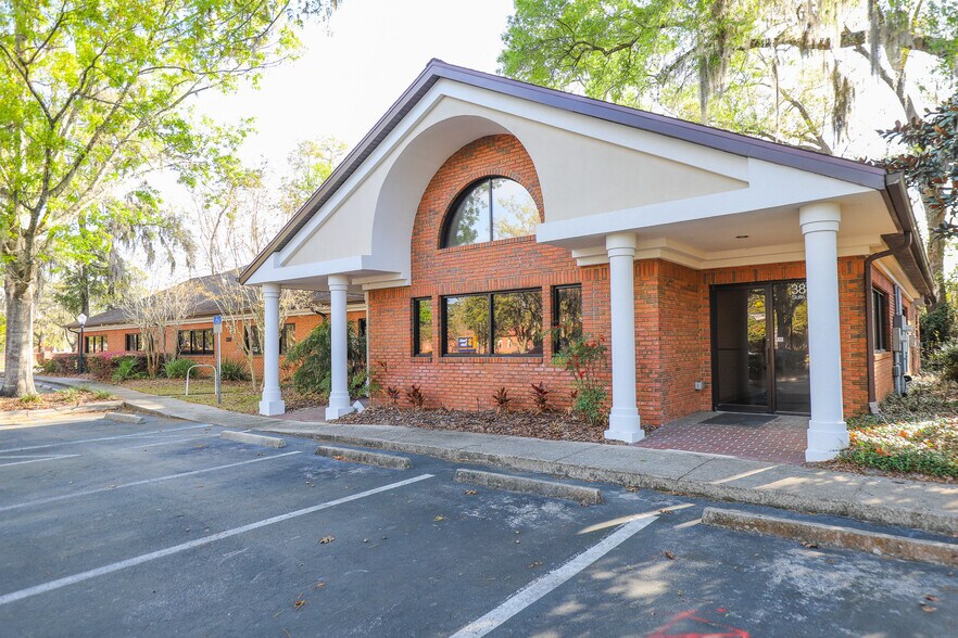 More Photos Of 3811 NW 40th Ter, Gainesville Office For Lease