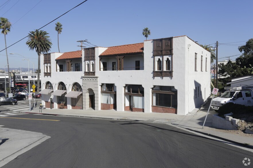 More Photos Of 200 Culver Blvd, Playa Del Rey Storefront Retail Residential For Lease