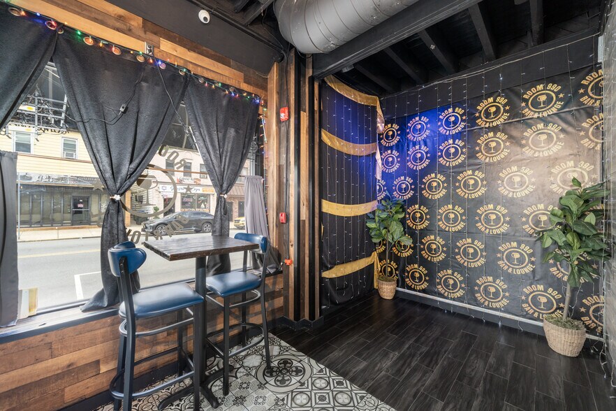 More Photos Of 990 Broadway, Bayonne Restaurant For Sale