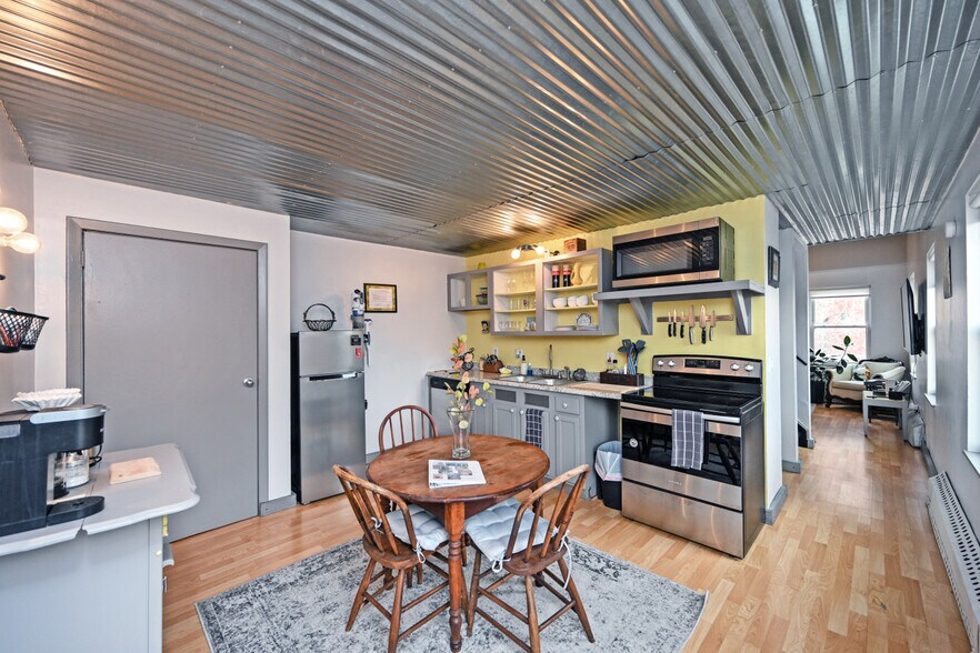 More Photos Of 118 E Liberty St, Cincinnati Apartments For Sale