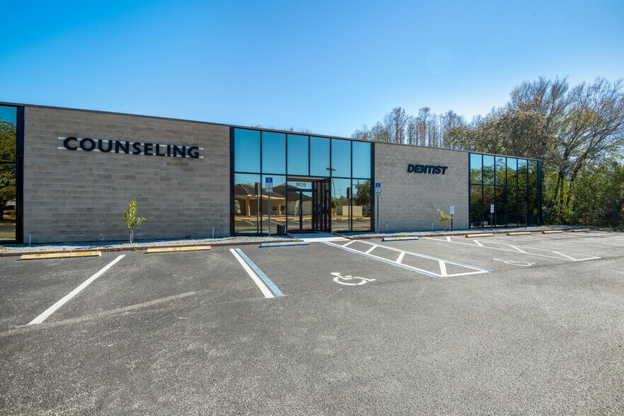 Primary Photo Of 9020 Rancho del Rio Dr, New Port Richey Office For Lease