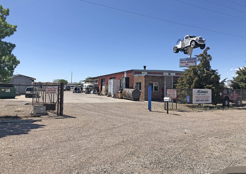 More Photos Of 3405 Broadway Blvd SE, Albuquerque Auto Salvage Facility For Sale