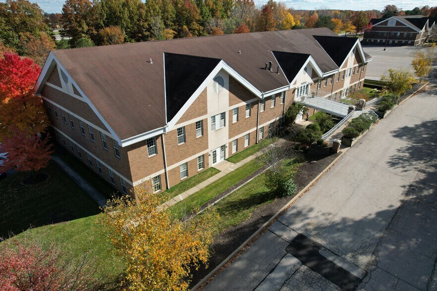 More Photos Of 6900-6950 S Edgerton Rd, Brecksville Unknown For Lease