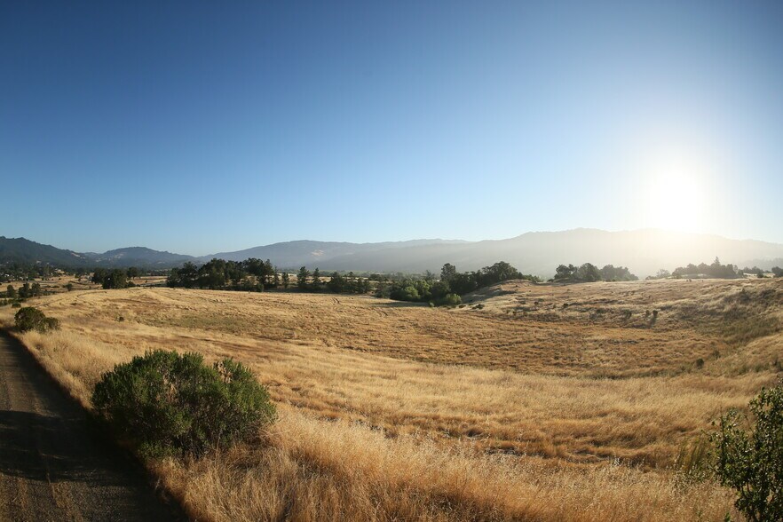 More Photos Of US Highway 101, Cloverdale Land For Sale