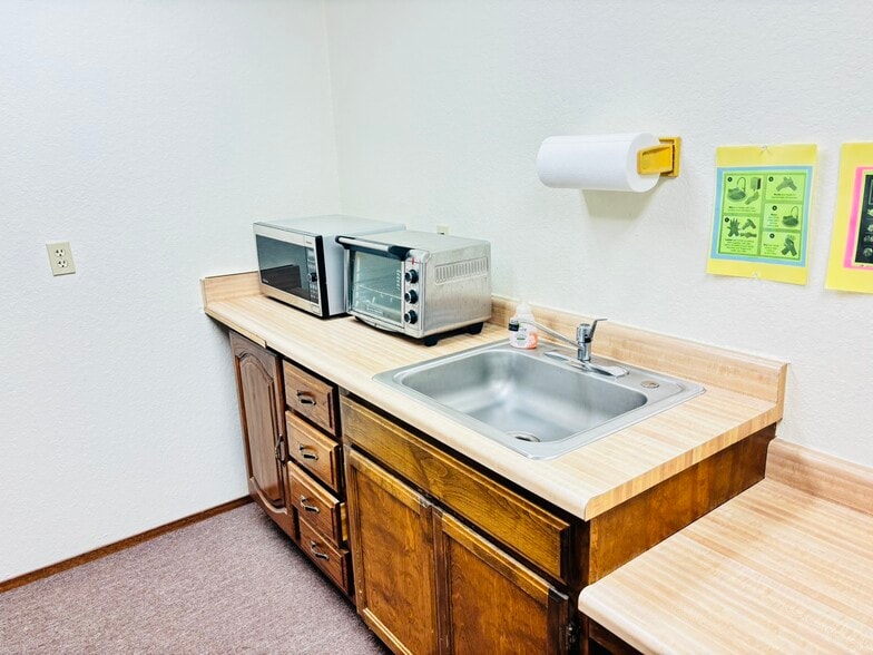 More Photos Of 571 Stanislaus Ave, Angels Camp Office For Sale