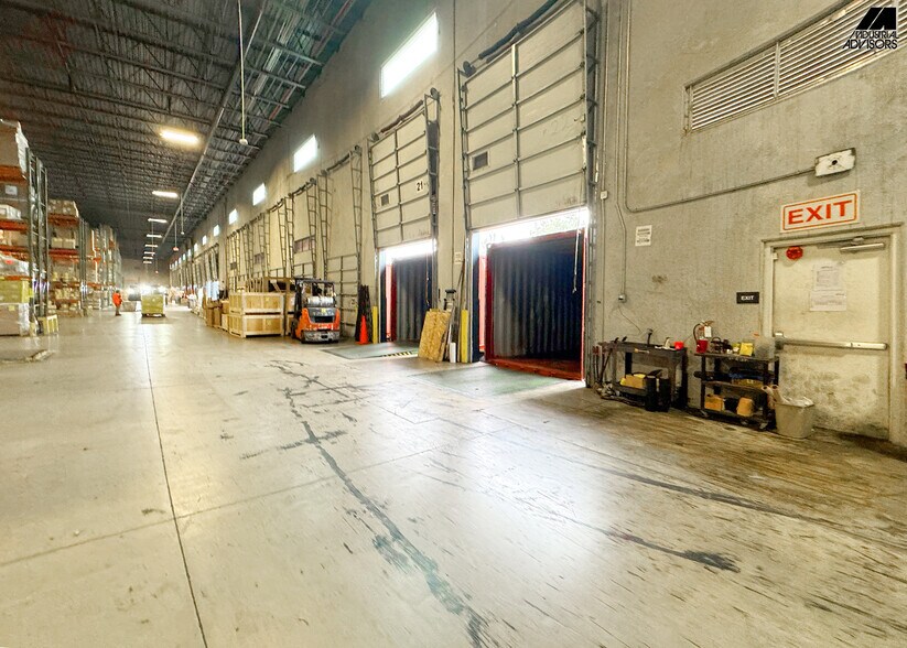 More Photos Of 6725 NW 36th St, Miami Warehouse For Lease