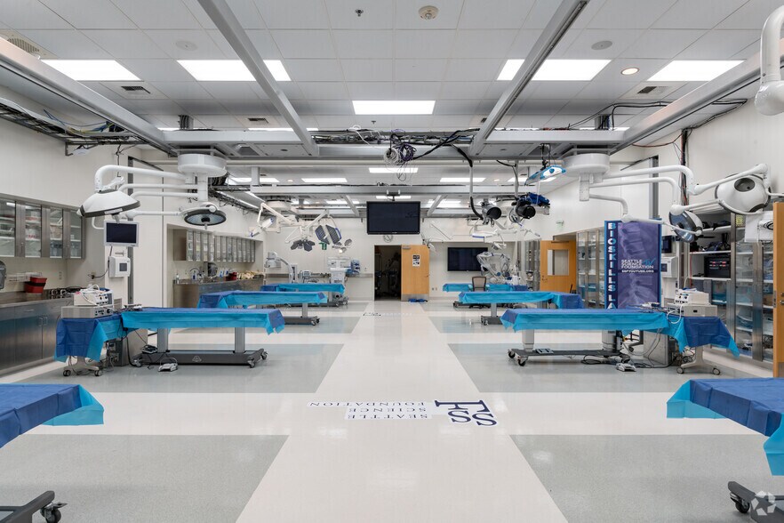 More Photos Of 550 17th Ave, Seattle Unknown For Lease