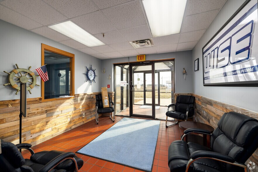 More Photos Of 3750 Industrial Dr, Carlyle Warehouse For Sale