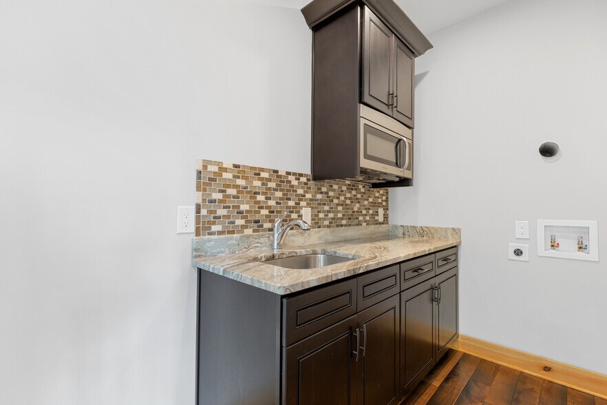 More Photos Of 5735 Archer Ave, Cumming Apartments For Sale