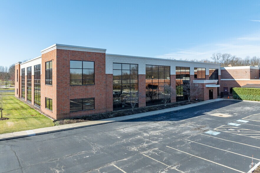 More Photos Of 28500 Clemens Rd, Westlake Office For Lease