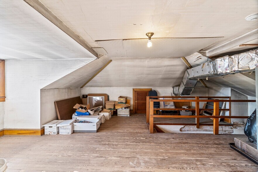 More Photos Of 13044 Bustleton Ave, Philadelphia Medical For Sale