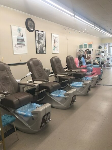 More Photos Of 15 S Central Ave, Cut Bank General Retail For Sale