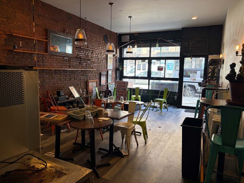 More Photos Of 156 5th Ave, Brooklyn Storefront Retail Residential For Lease