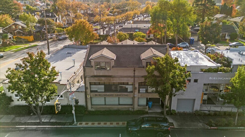 More Photos Of 808 Edgehill Dr, Burlingame General Retail For Sale