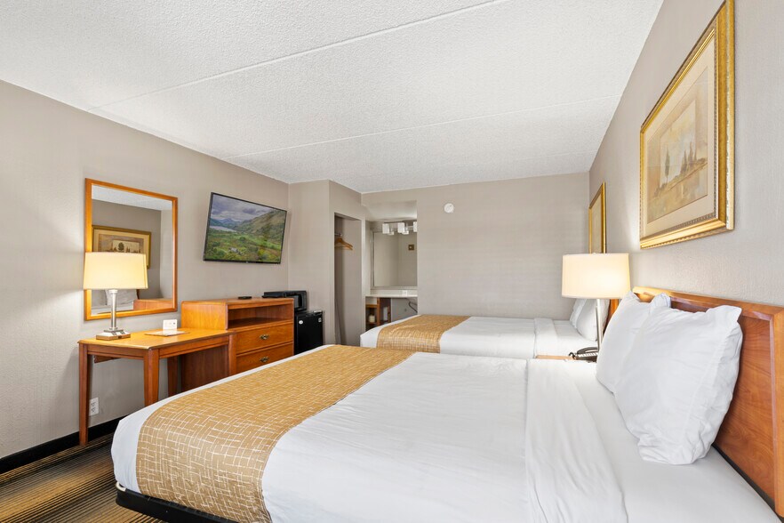 More Photos Of 4703 N Freeway Rd, Pueblo Hotel For Sale